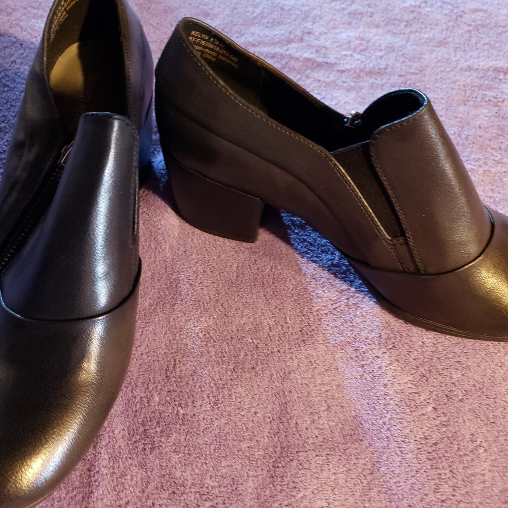 Black mule